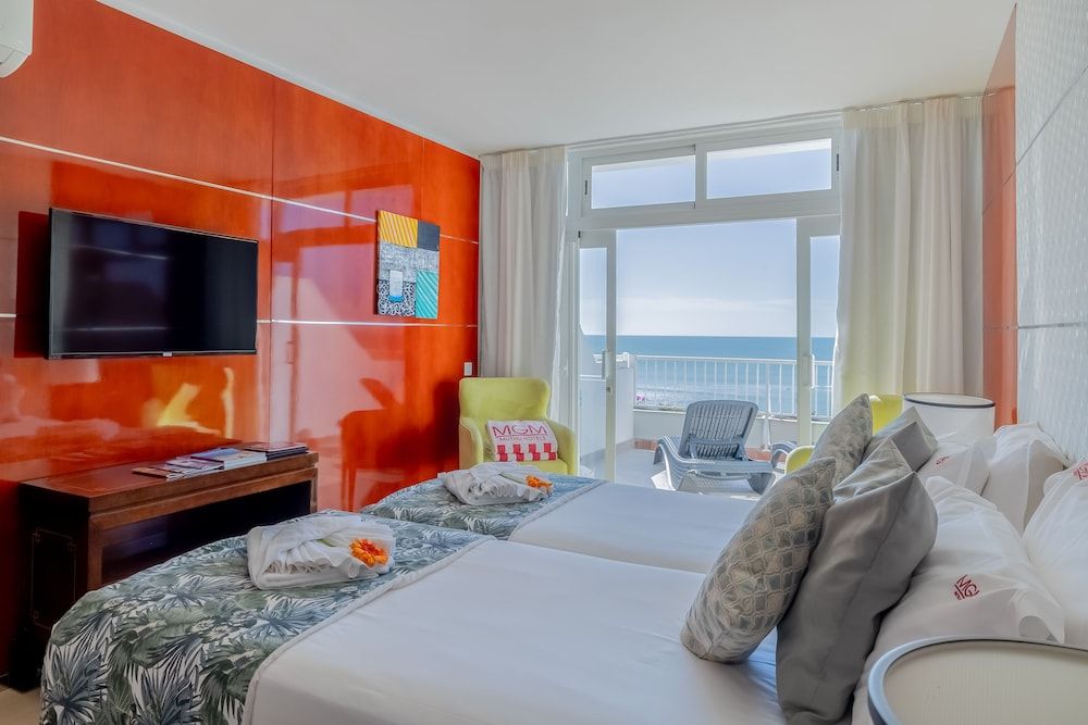 Monicca Collection Suites and Residences Deluxe Junior Suite 2pax 3