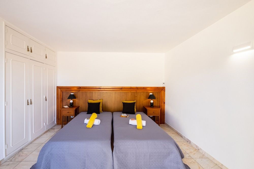 undefined Villa Bantayan