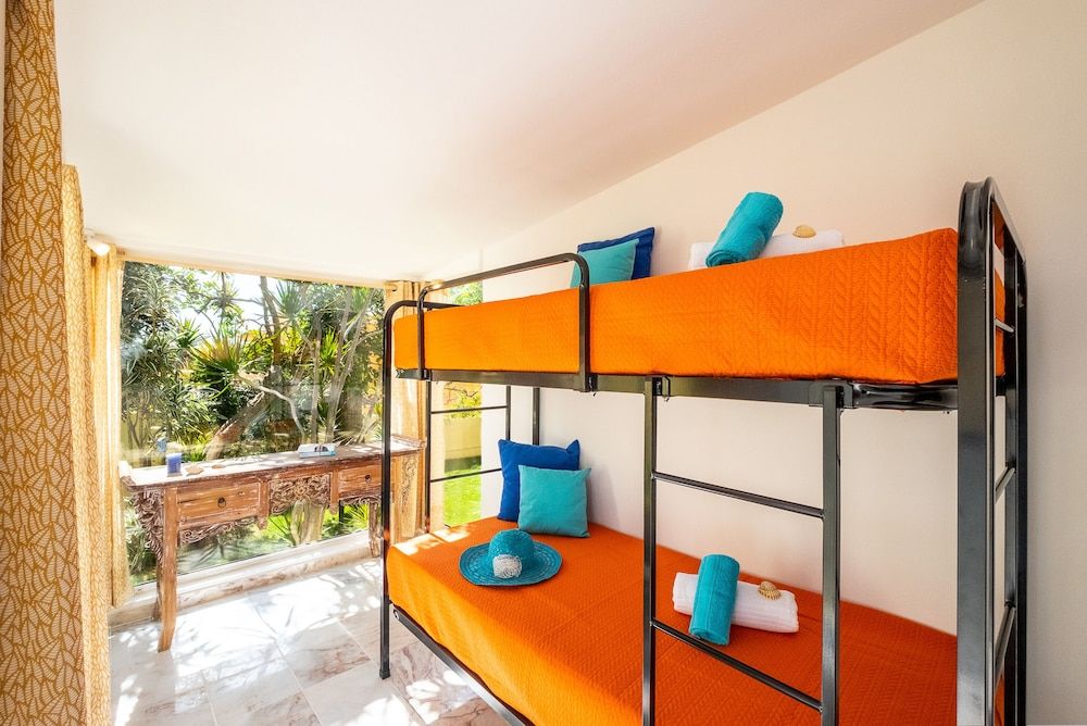 undefined Villa Bantayan 9