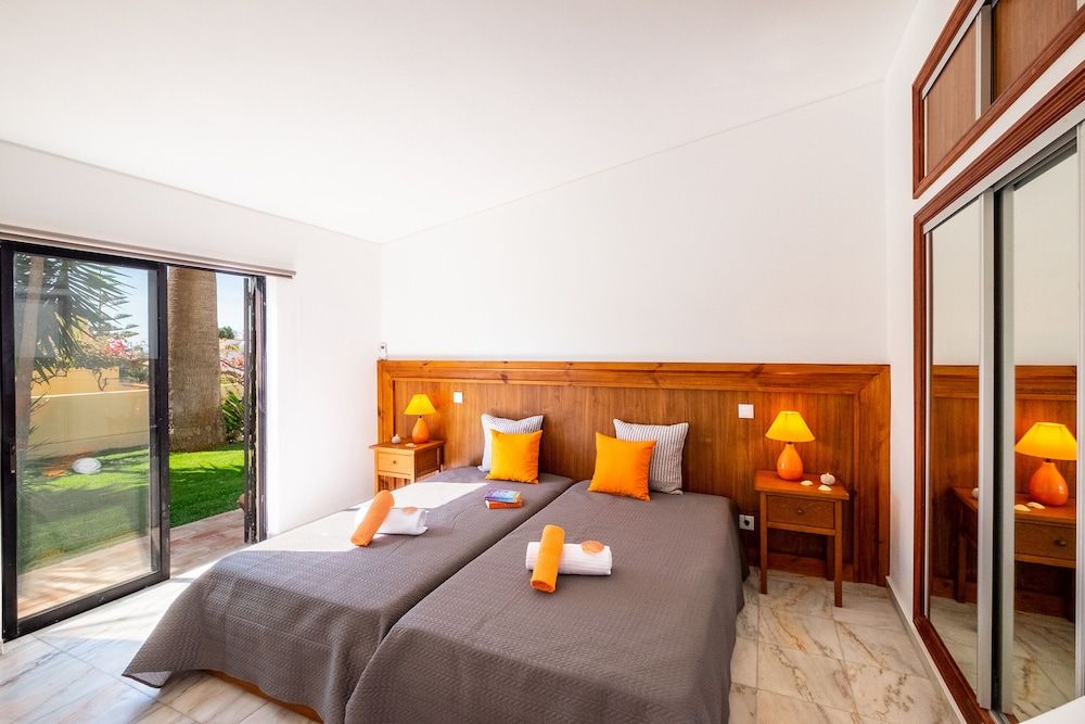 undefined Villa Bantayan 3