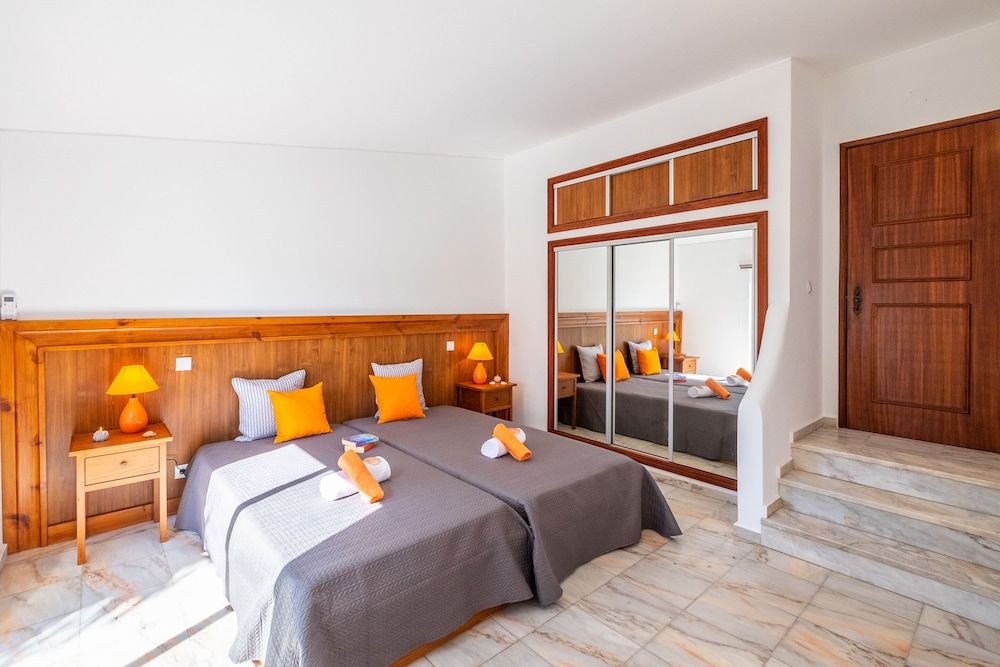 undefined Villa Bantayan 10