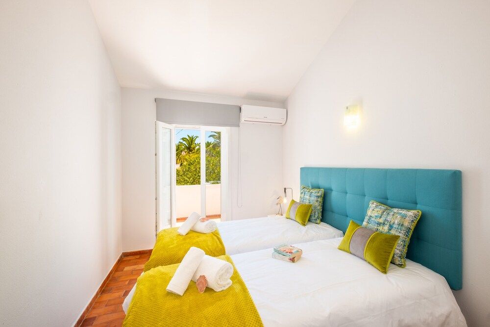 Villa Paradisius Villa, 3 Bedrooms, Private Pool, Pool View 3