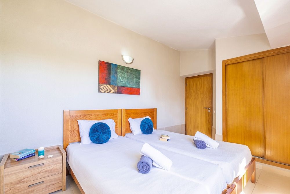 undefined Villa Dorado