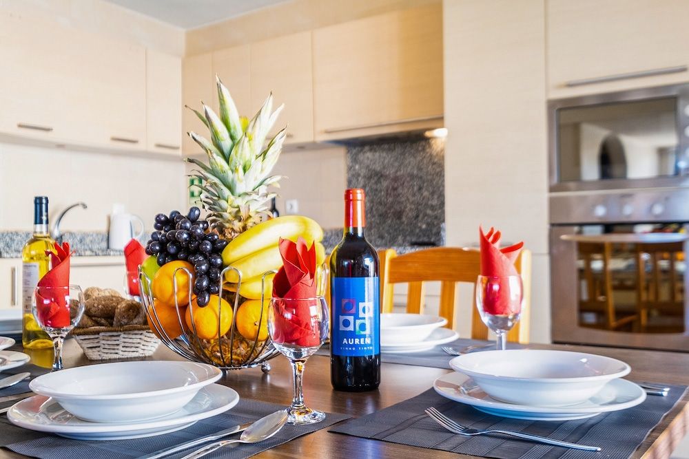 Villa Dorado Villa, 5 Bedrooms, Private Pool, Pool View 13