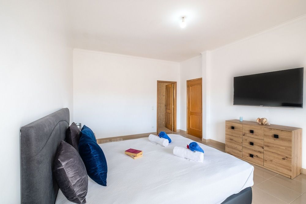 Villa Bahia Villa, 6 Bedrooms, Private Pool, Pool View 13