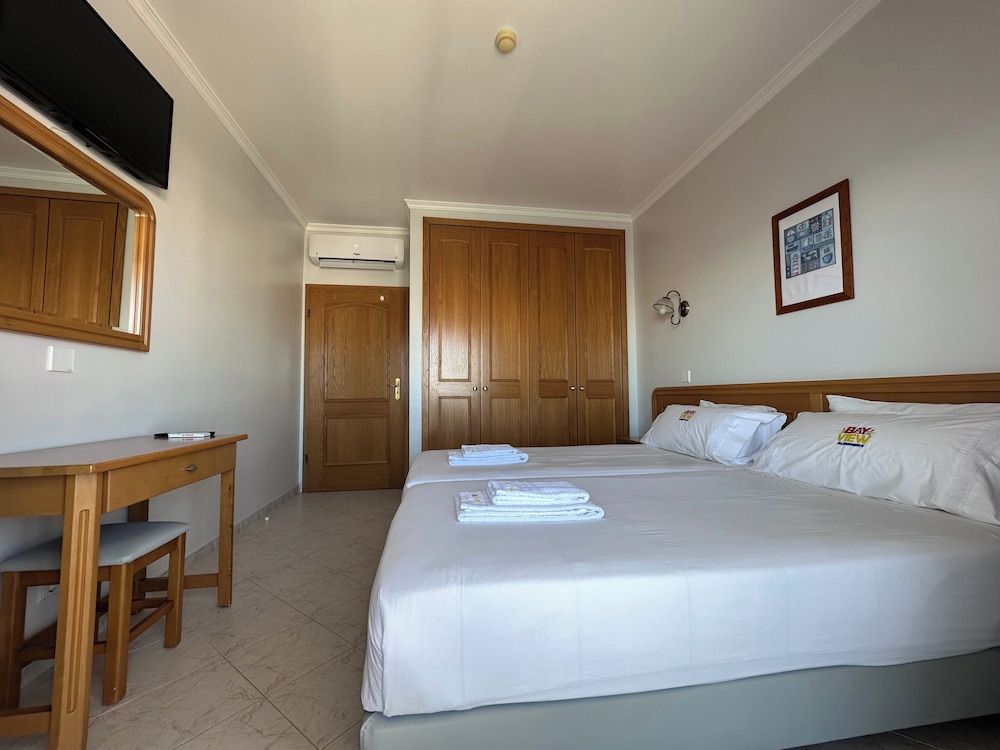 undefined Sunset Haven in Albufeira - Short Walk to Oldtown