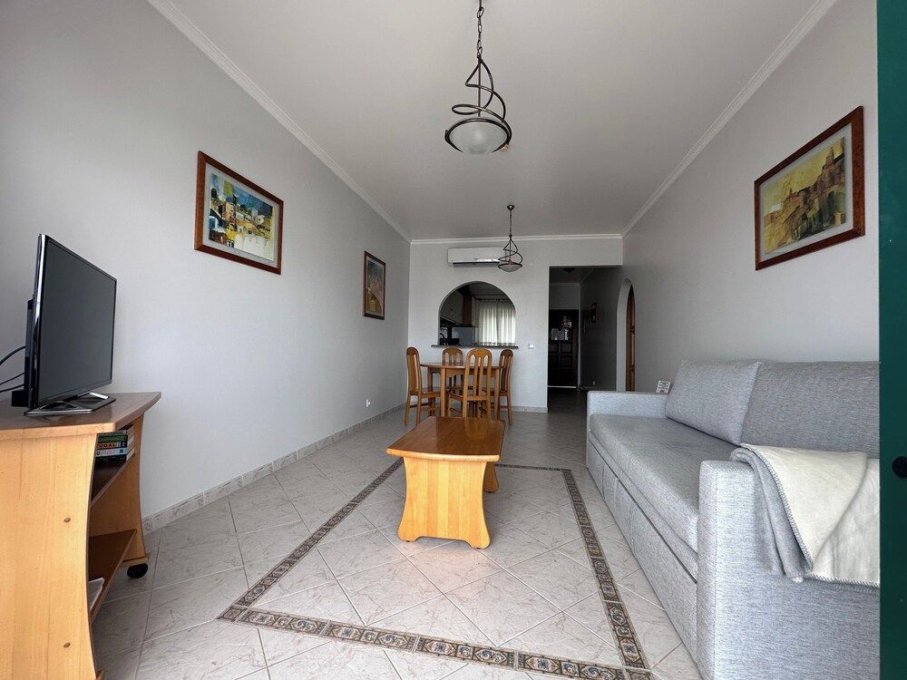 undefined Sunset Haven in Albufeira - Short Walk to Oldtown 10