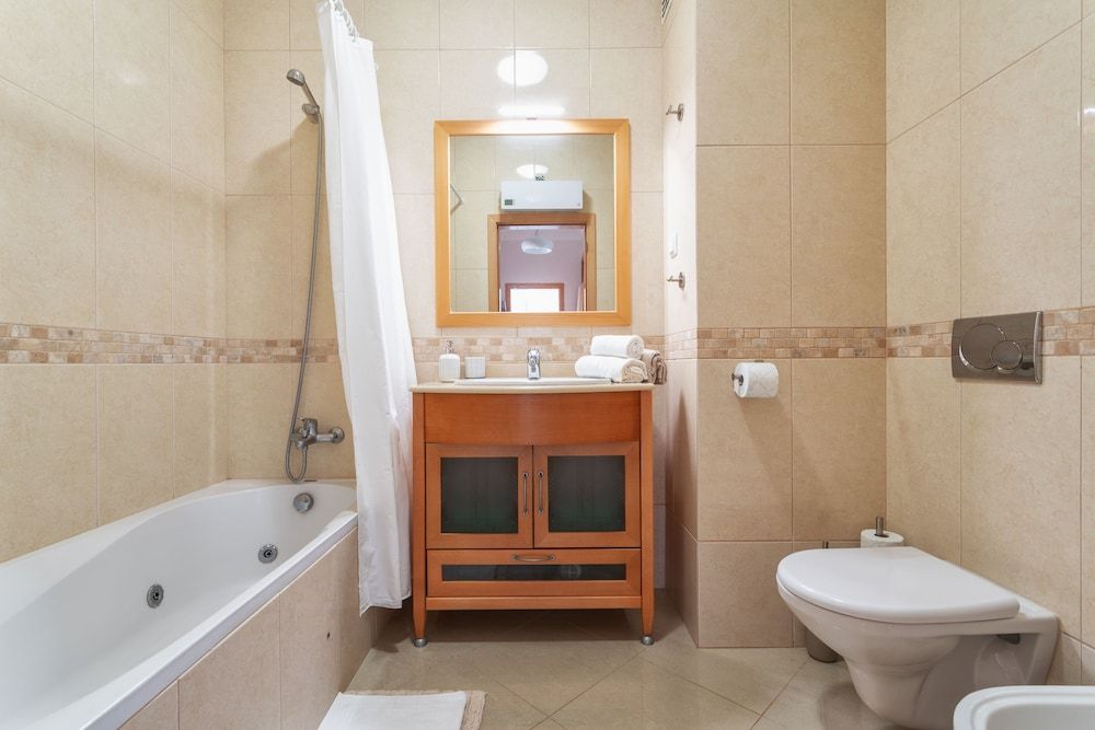 Sea view Apartment with relax Terrace & 2 Swimming pools Deluxe Quadruple Room, 1 Bedroom, Jetted Tub, Oceanfront 19