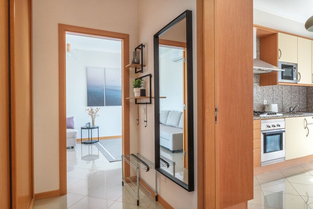 Sea view Apartment with relax Terrace & 2 Swimming pools Deluxe Quadruple Room, 1 Bedroom, Jetted Tub, Oceanfront 24