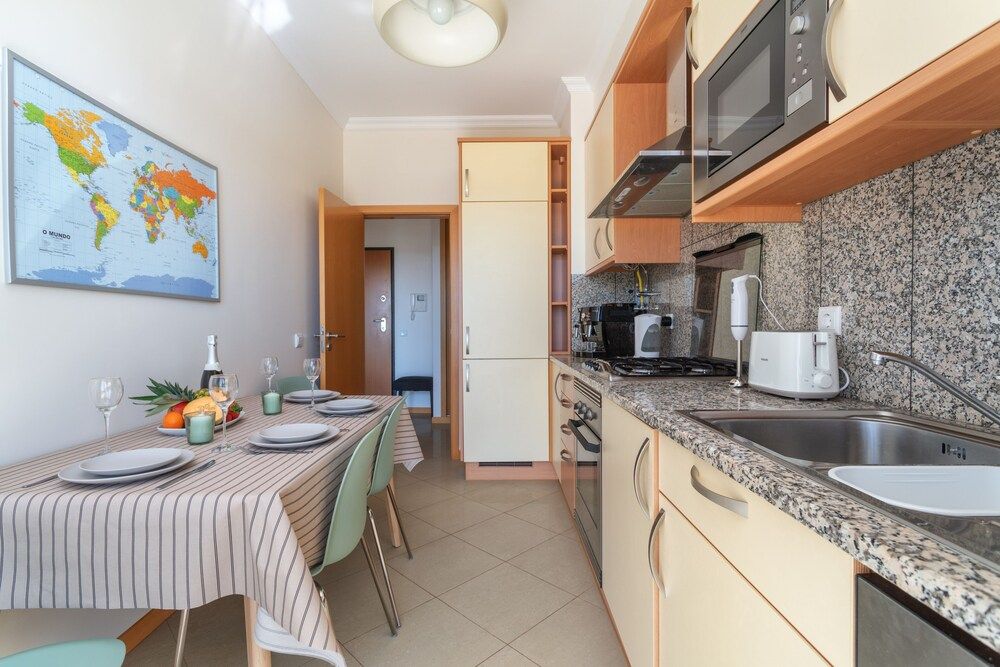 Sea view Apartment with relax Terrace & 2 Swimming pools Deluxe Quadruple Room, 1 Bedroom, Jetted Tub, Oceanfront 8