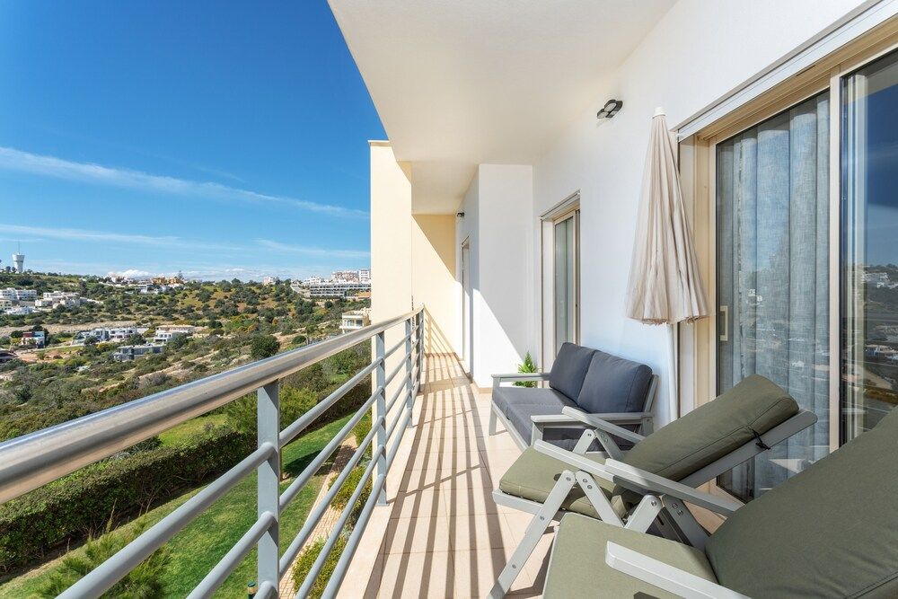 Sea view Apartment with relax Terrace & 2 Swimming pools Deluxe Quadruple Room, 1 Bedroom, Jetted Tub, Oceanfront 17