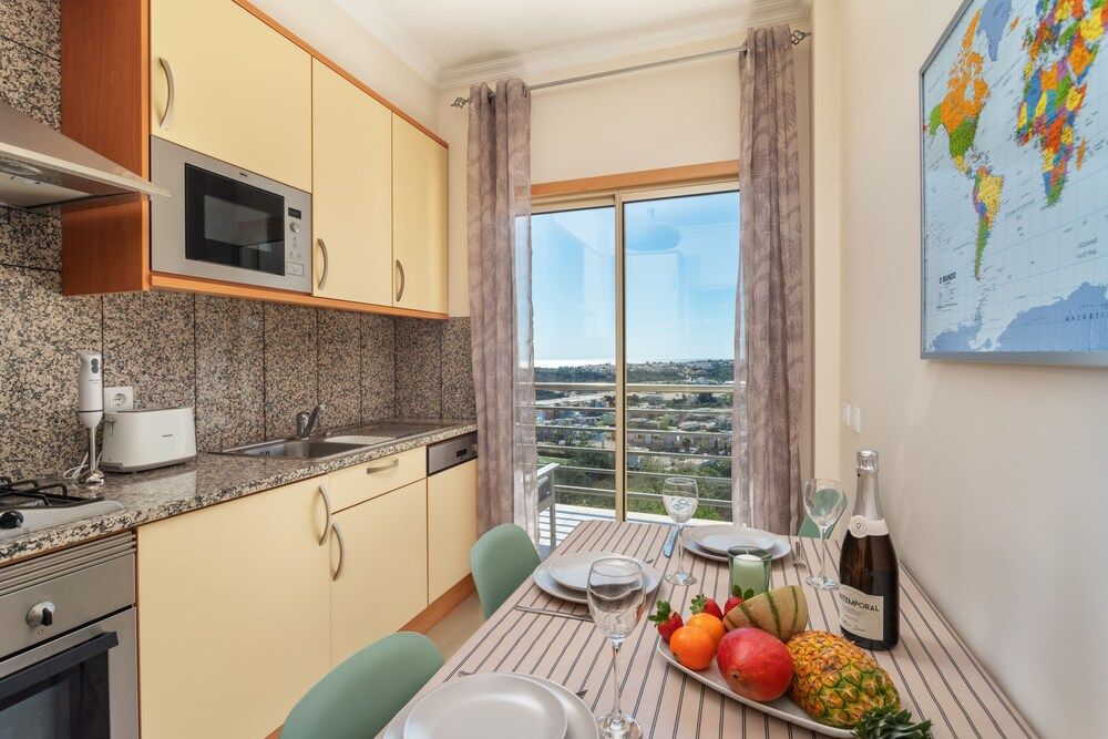 Sea view Apartment with relax Terrace & 2 Swimming pools Deluxe Quadruple Room, 1 Bedroom, Jetted Tub, Oceanfront 9