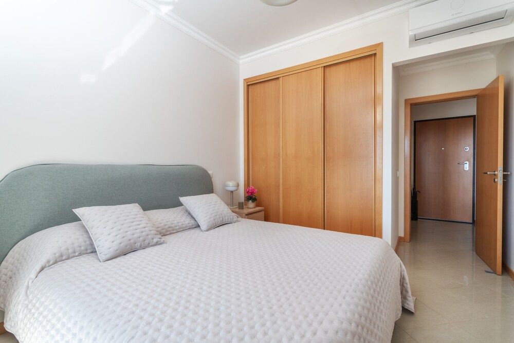 Sea view Apartment with relax Terrace & 2 Swimming pools Deluxe Quadruple Room, 1 Bedroom, Jetted Tub, Oceanfront 6