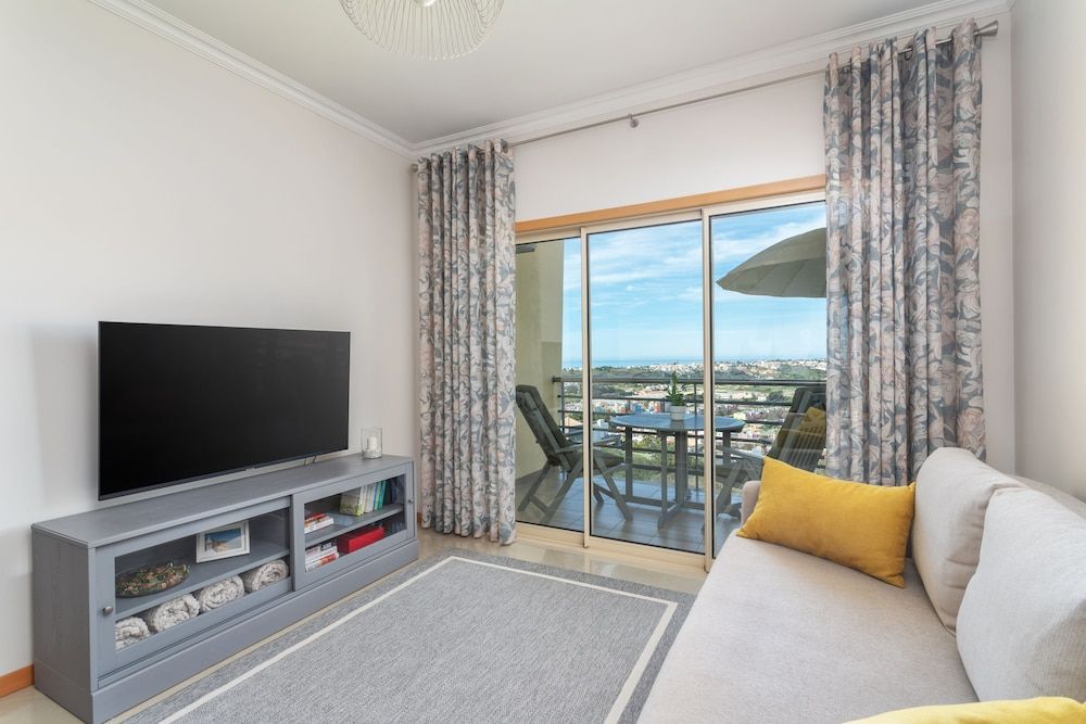 Sea view Apartment with relax Terrace & 2 Swimming pools Deluxe Quadruple Room, 1 Bedroom, Jetted Tub, Oceanfront 18