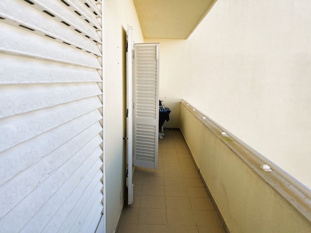 Apartment T2 Oliveira Apartment, 2 Bedrooms, Smoking, Balcony 17