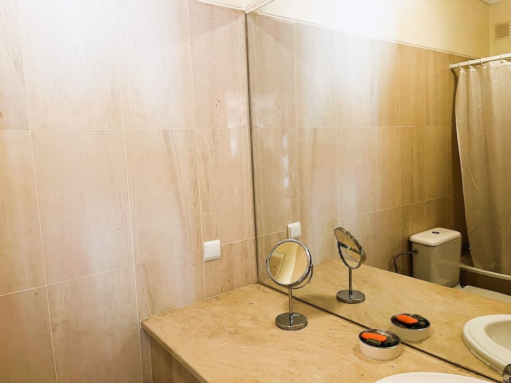 Apartment T2 Oliveira Apartment, 2 Bedrooms, Smoking, Balcony 20