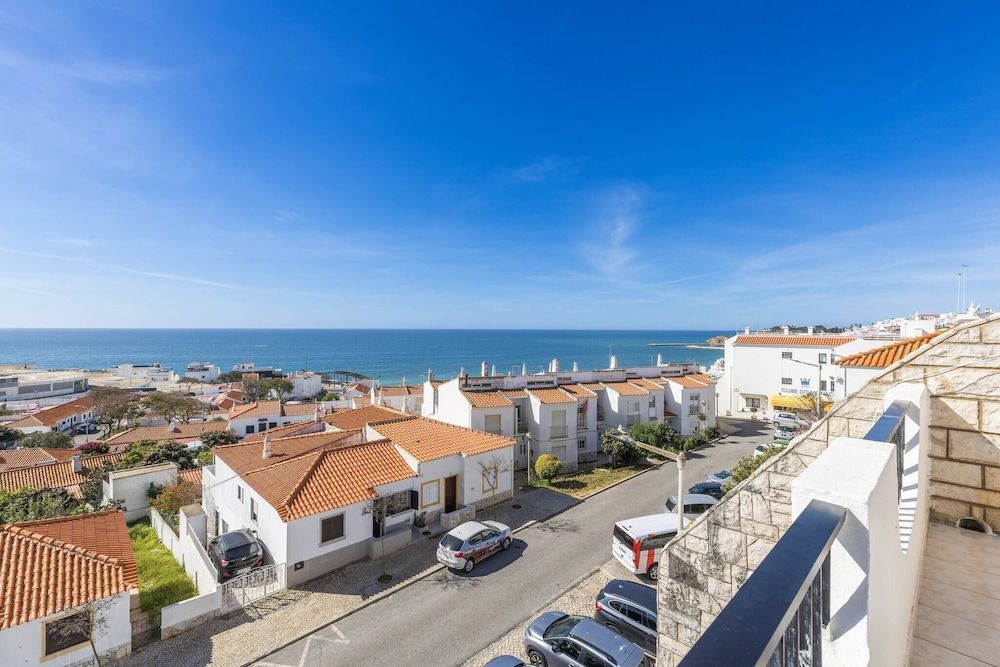 Oceanview Apart A By Sequeira Apartment, Multiple Bedrooms, Balcony, City View 14