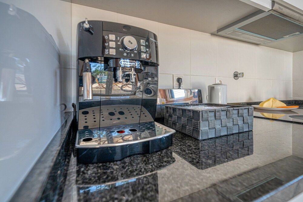 Central Suites Arouca Double Room 18