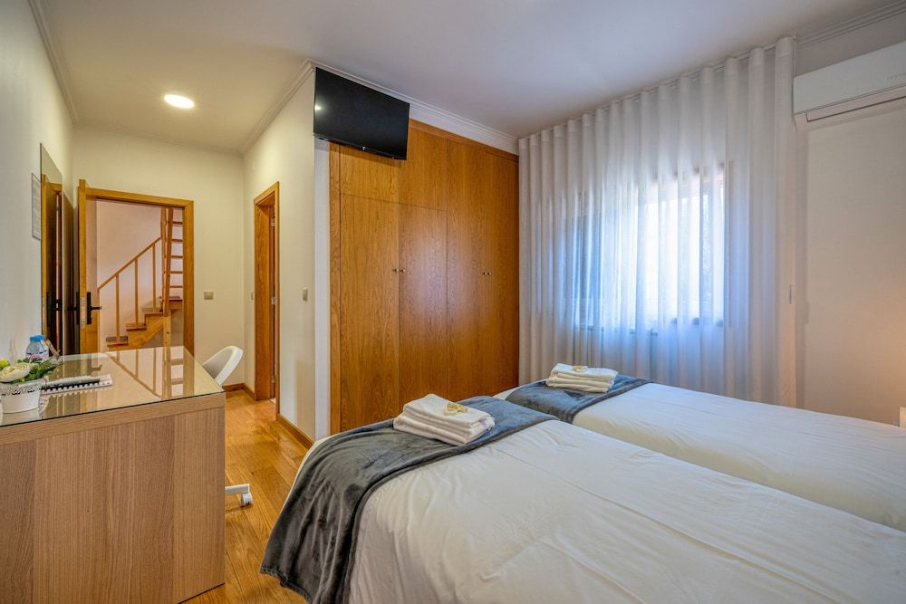 Central Suites Arouca Double Room 11