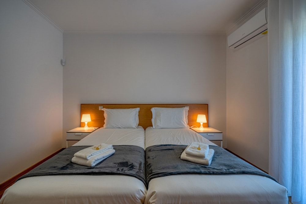 Central Suites Arouca Double Room 2