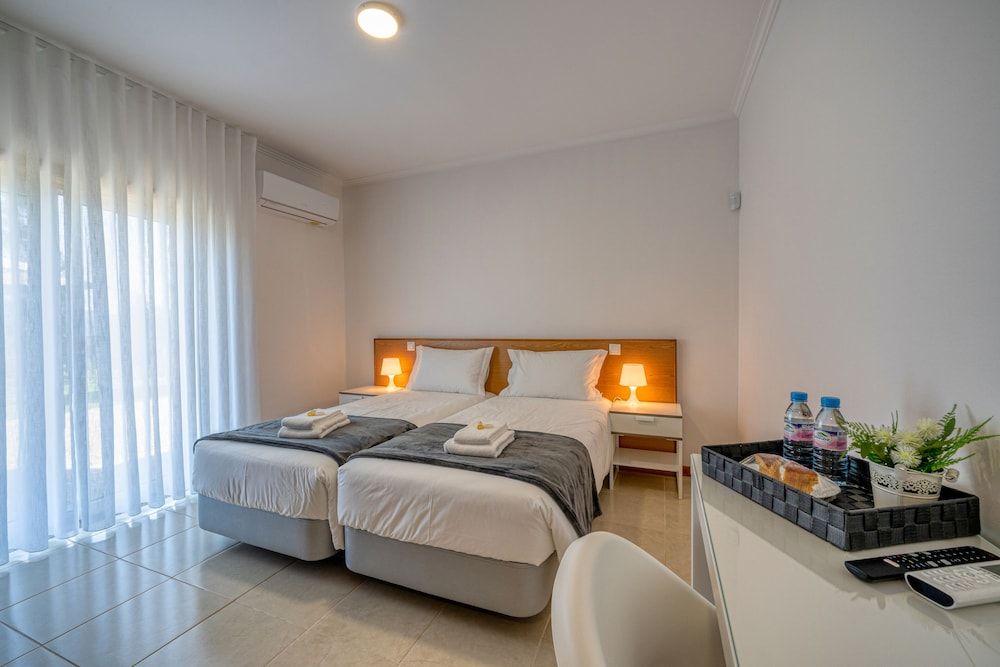 Central Suites Arouca Double Room 17