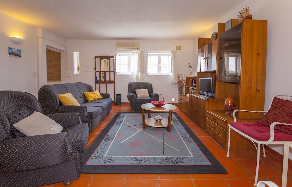 House, 2 Bedrooms