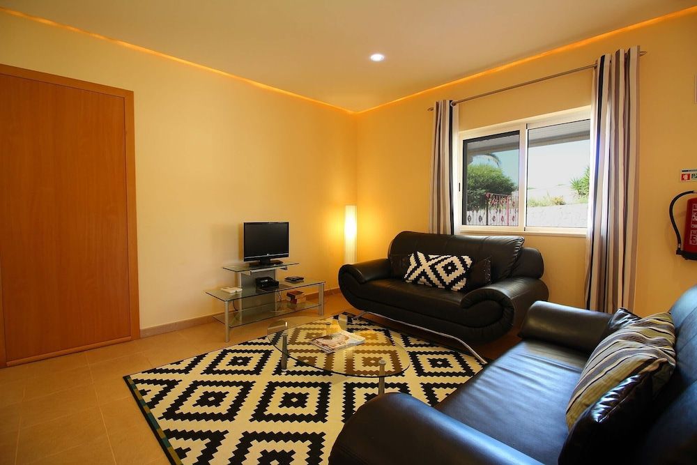 Quinta dos Vales Apartment, 2 Bedrooms, Garden View 6