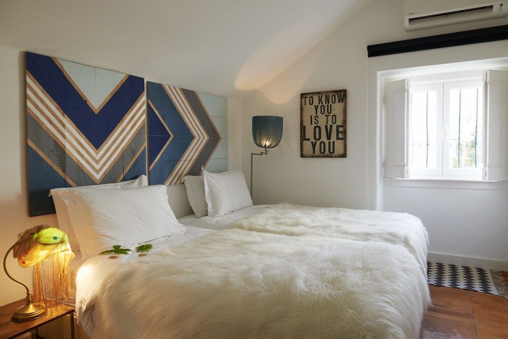 Standard Double Room, Multiple Beds, Private Bathroom