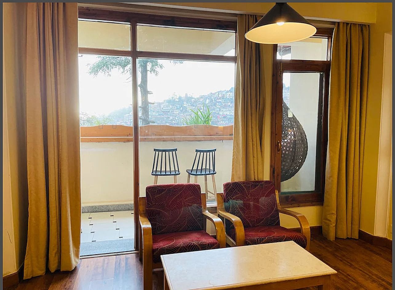  Hotel Willow Banks Shimla Luxury rooms with Balcony (Limited View) and Bathtub 5