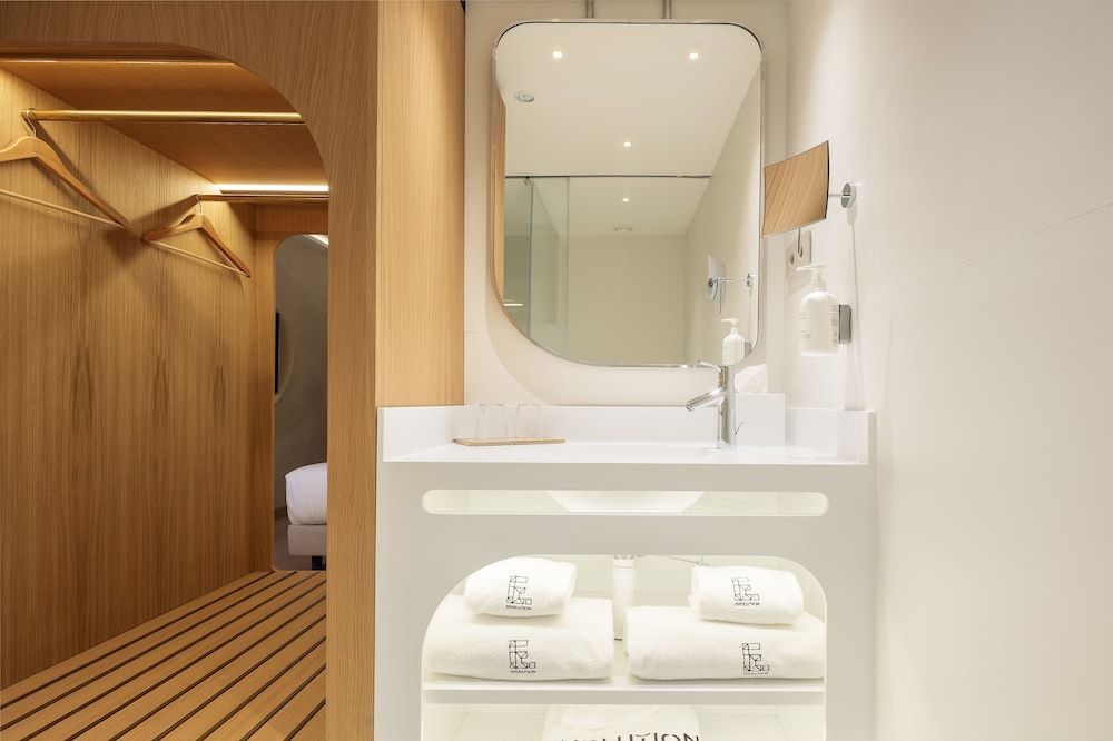 EVOLUTION Cascais-Estoril Hotel Double Room, Balcony (Panoramic Balcony) 5