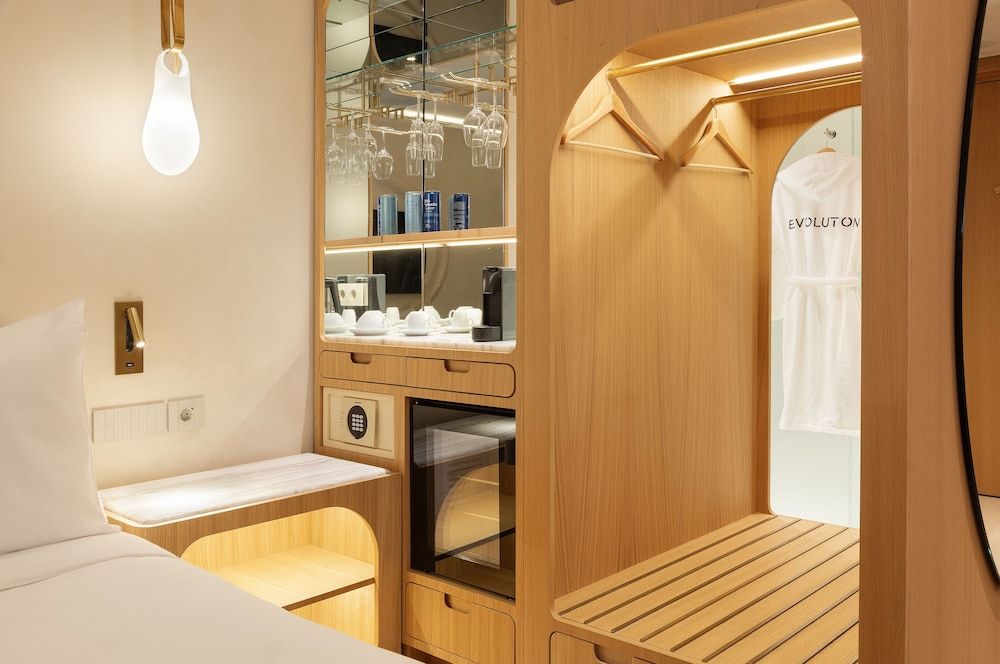 EVOLUTION Cascais-Estoril Hotel