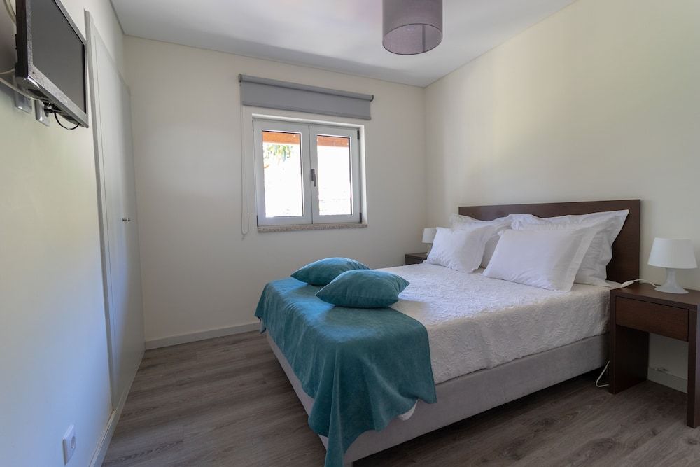 Casa da Ponte Velha Family Apartment, 3 Bedrooms, Ground Floor 4