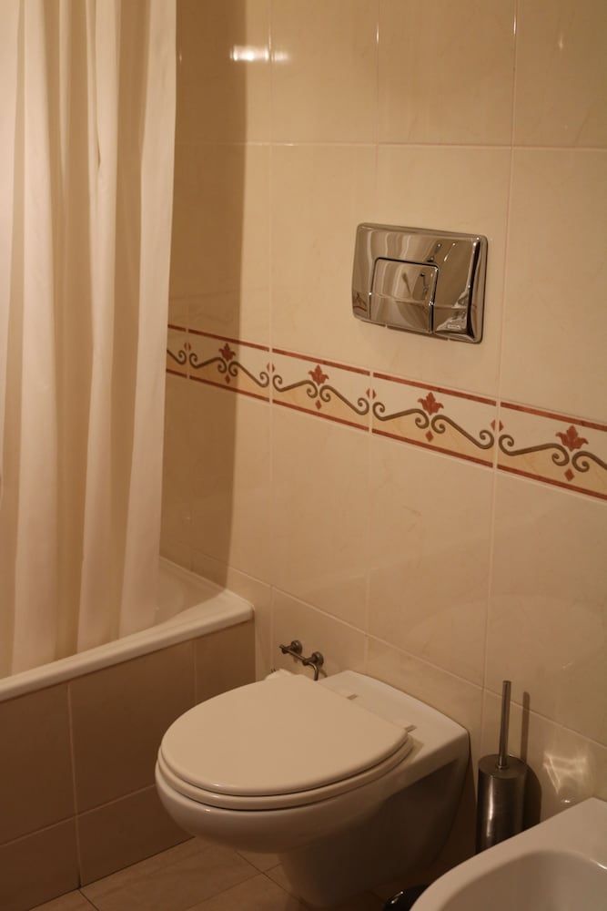 Paço Lafoes Twin Room (1) 11