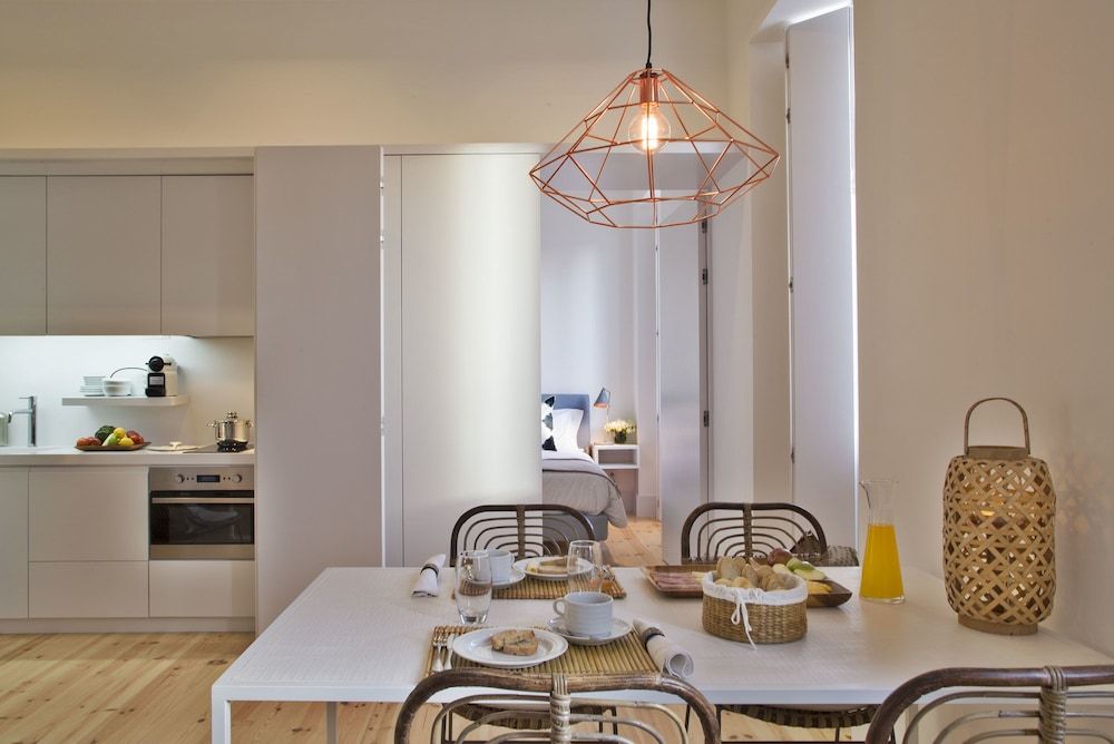 Lisbon Five Stars Apartments Combro 77 Superior Apartment, 1 Bedroom, Kitchenette 11