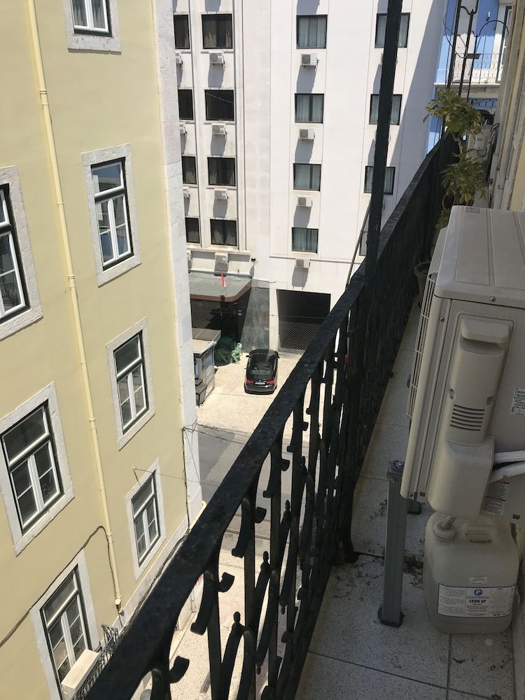 undefined Pensão Praça da Figueira 8
