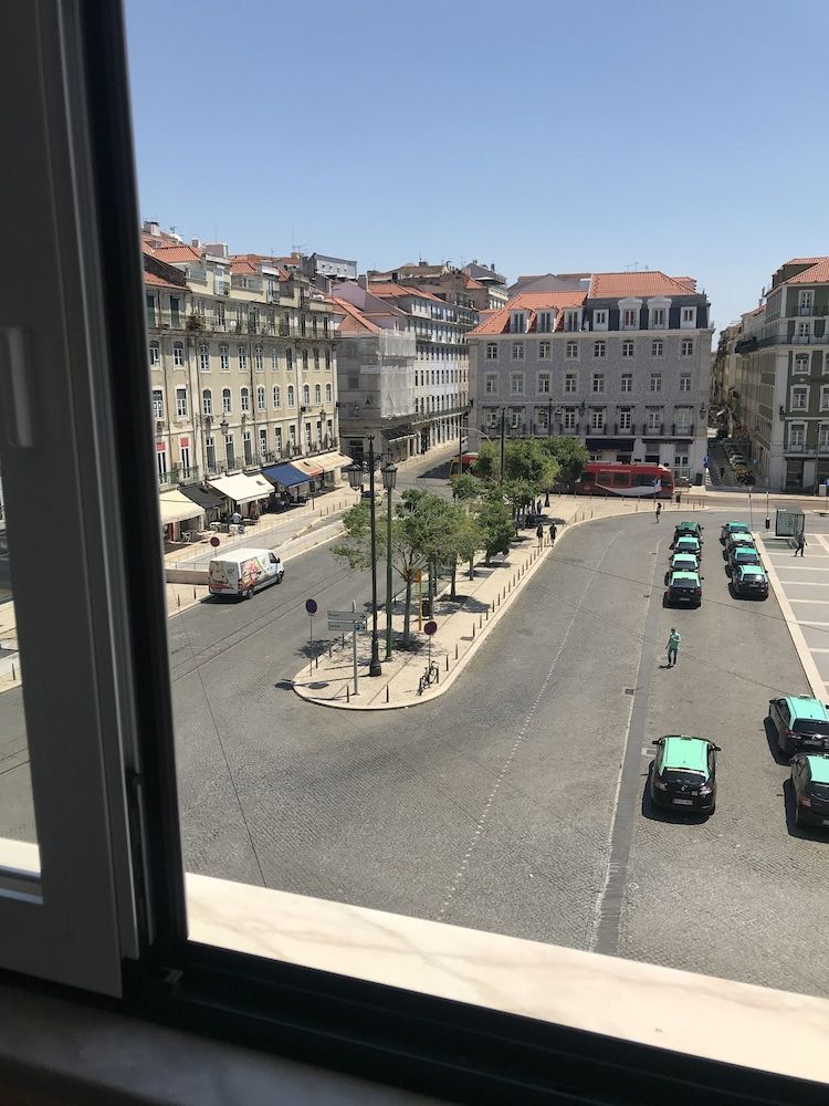 Pensão Praça da Figueira Family Suite 8