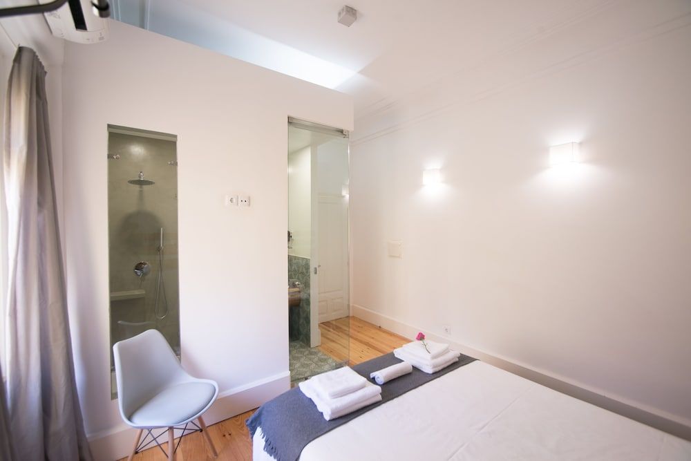 Castilho Lisbon Suites Standard Suite (   10 ) 8