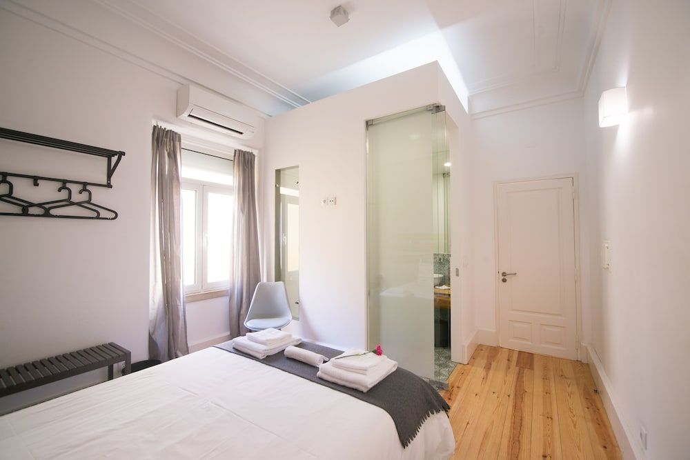 Castilho Lisbon Suites Standard Suite (   10 ) 7