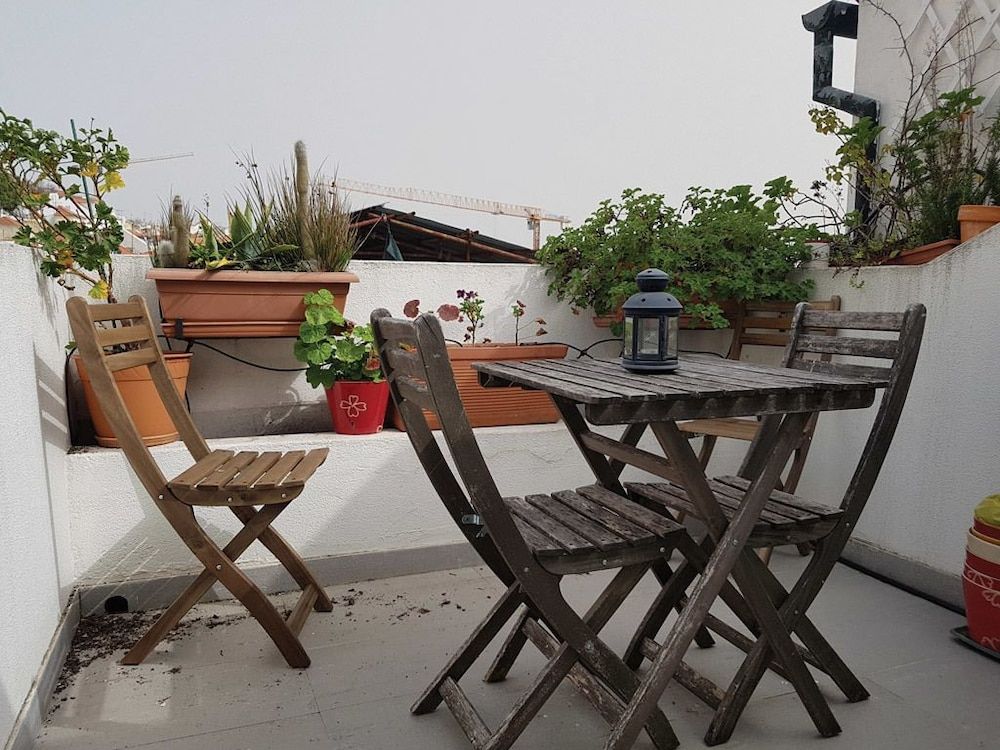 Stylish Lisbon Apartment in Alfama Apartment, 1 Bedroom, Terrace 11