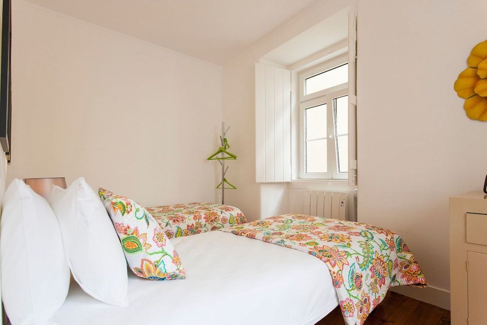 undefined Stylish Lisbon Apartment in Alfama 9