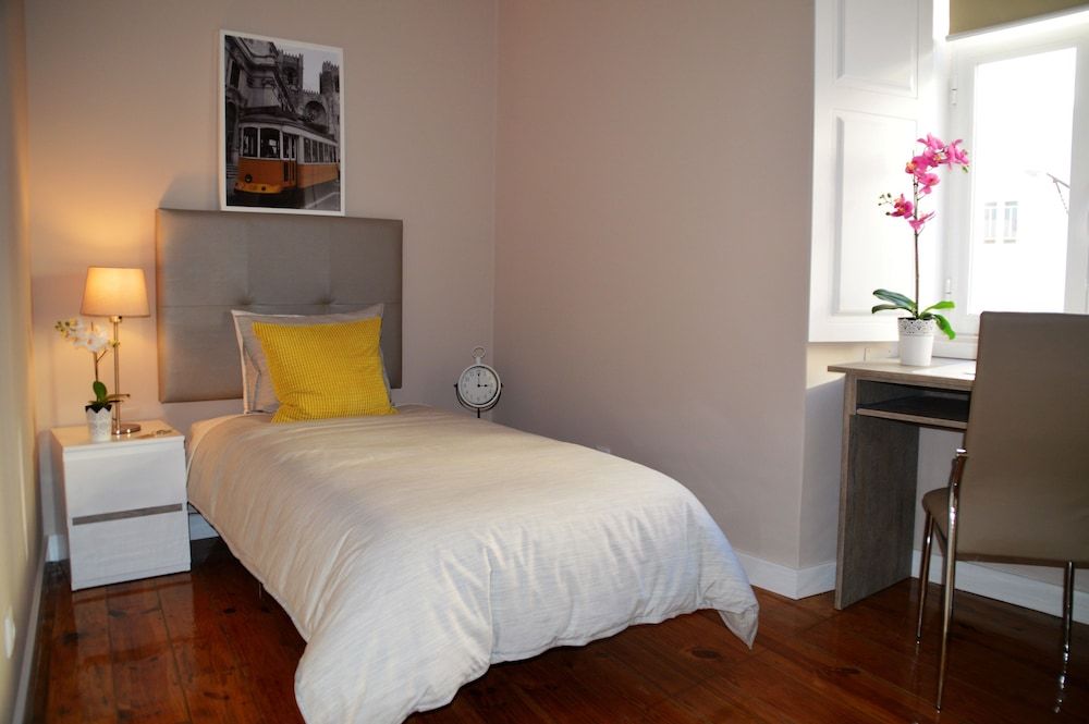 undefined Rooms Fado 2