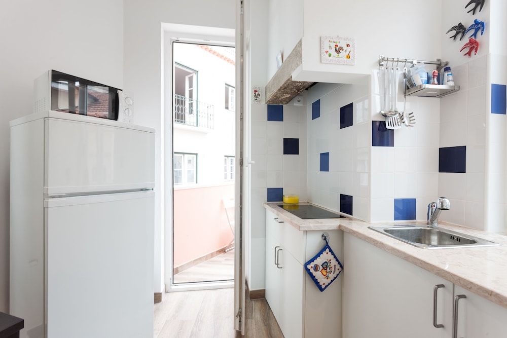 undefined Romantic Rooftop 1BR in Alfama - Gonzalo's Guest 7