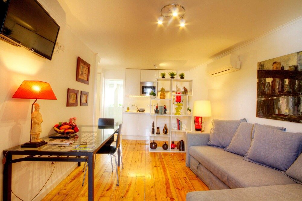 Sao Miguel by Apartments Alfama Studio 3