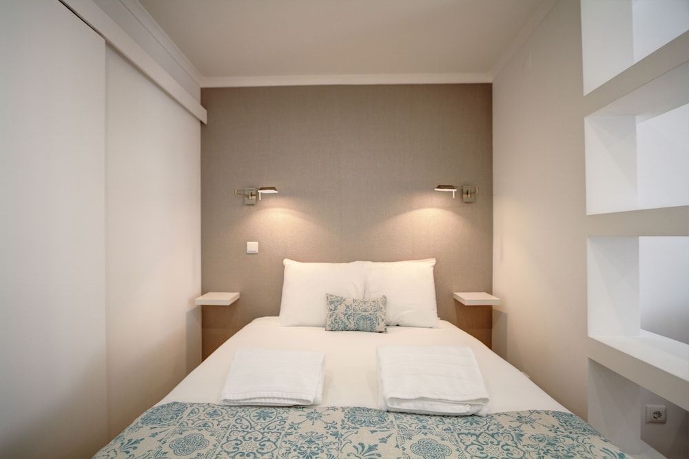 undefined Martim Vaz Design by Apartments Alfama 3