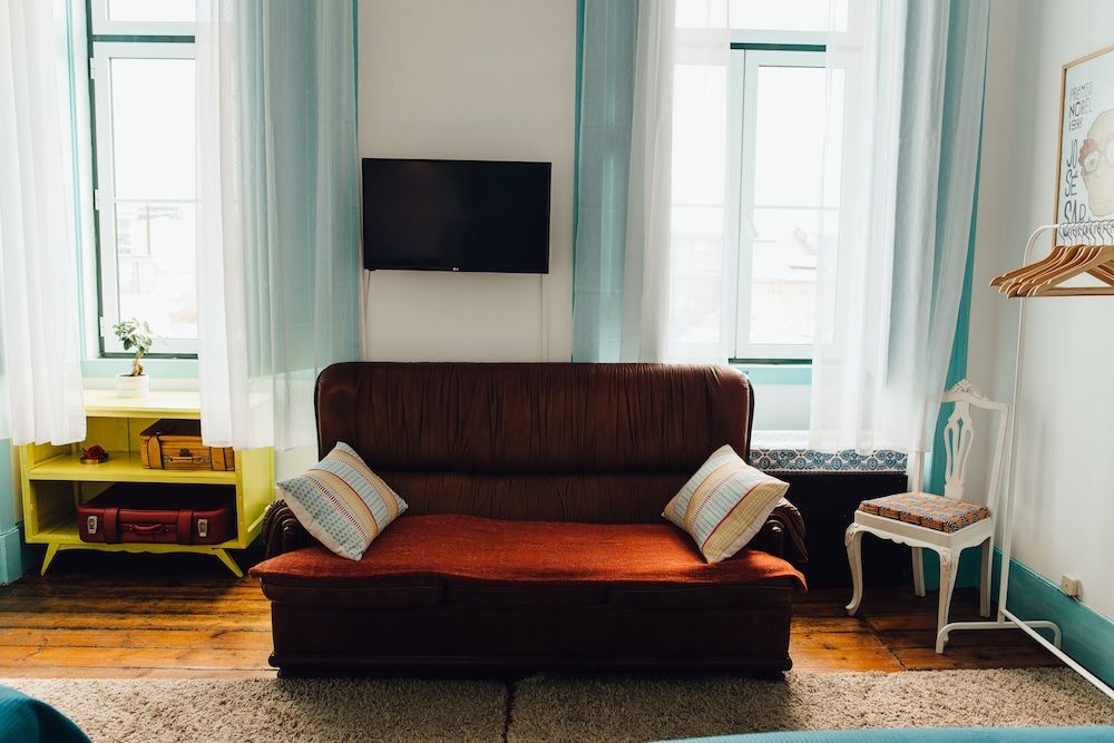 C&O Guest House Lisbon Deluxe Quadruple Room with private toilet 19