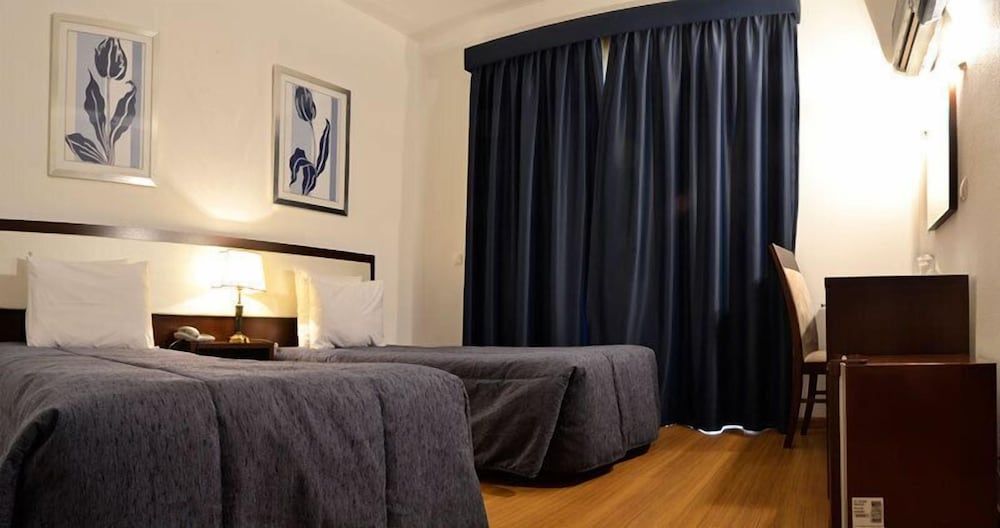 Hotel Excelsior Twin Room 3