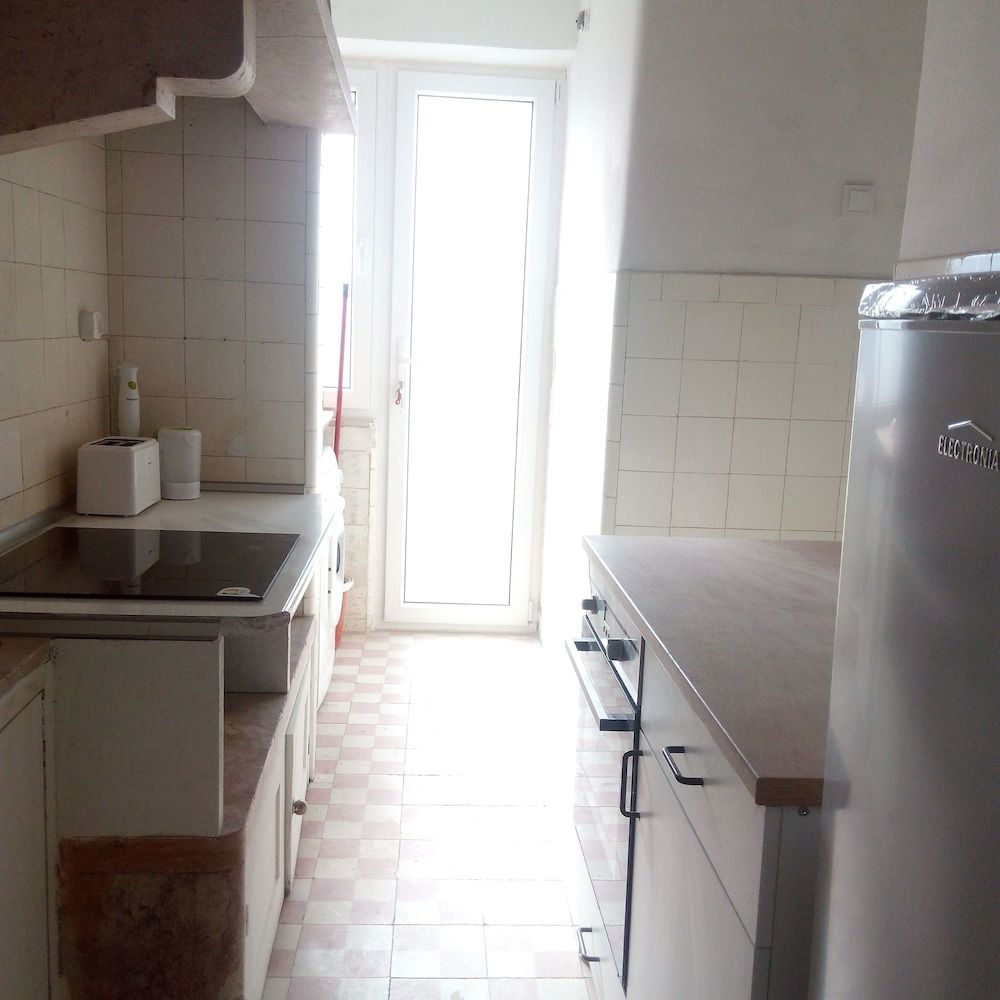 Boomerang Serviced Apartment's City Apartment, 2 Bedrooms, Kitchen, Floor 3 5