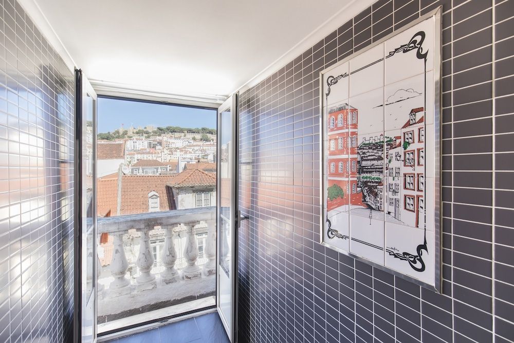 Santa Justa Elevator by Rentestate Apartment, 1 Queen Bed with Sofa bed, Non Smoking 9