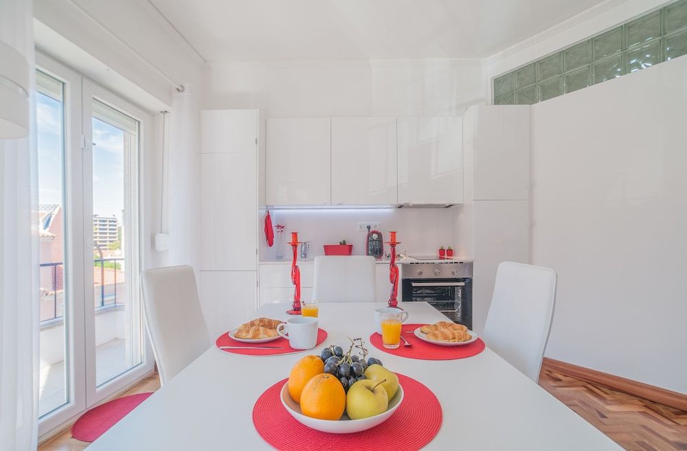 undefined City Center Stylish Apartment 7