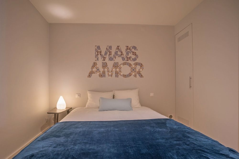 undefined Elegant & Cozy Apartment 5